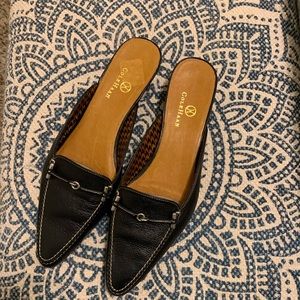 ColeHaan Kitten heels size 8B